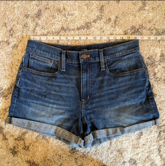 J.Crew Denim Rolled Cuff Shorts, Size 30, 3 inch inseam - Picture 6 of 8